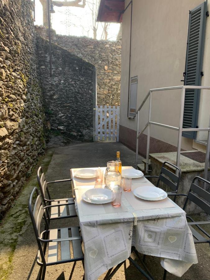 Al Castello Apartment Dervio Exterior photo