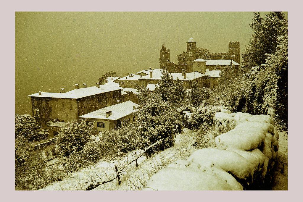 Al Castello Apartment Dervio Exterior photo